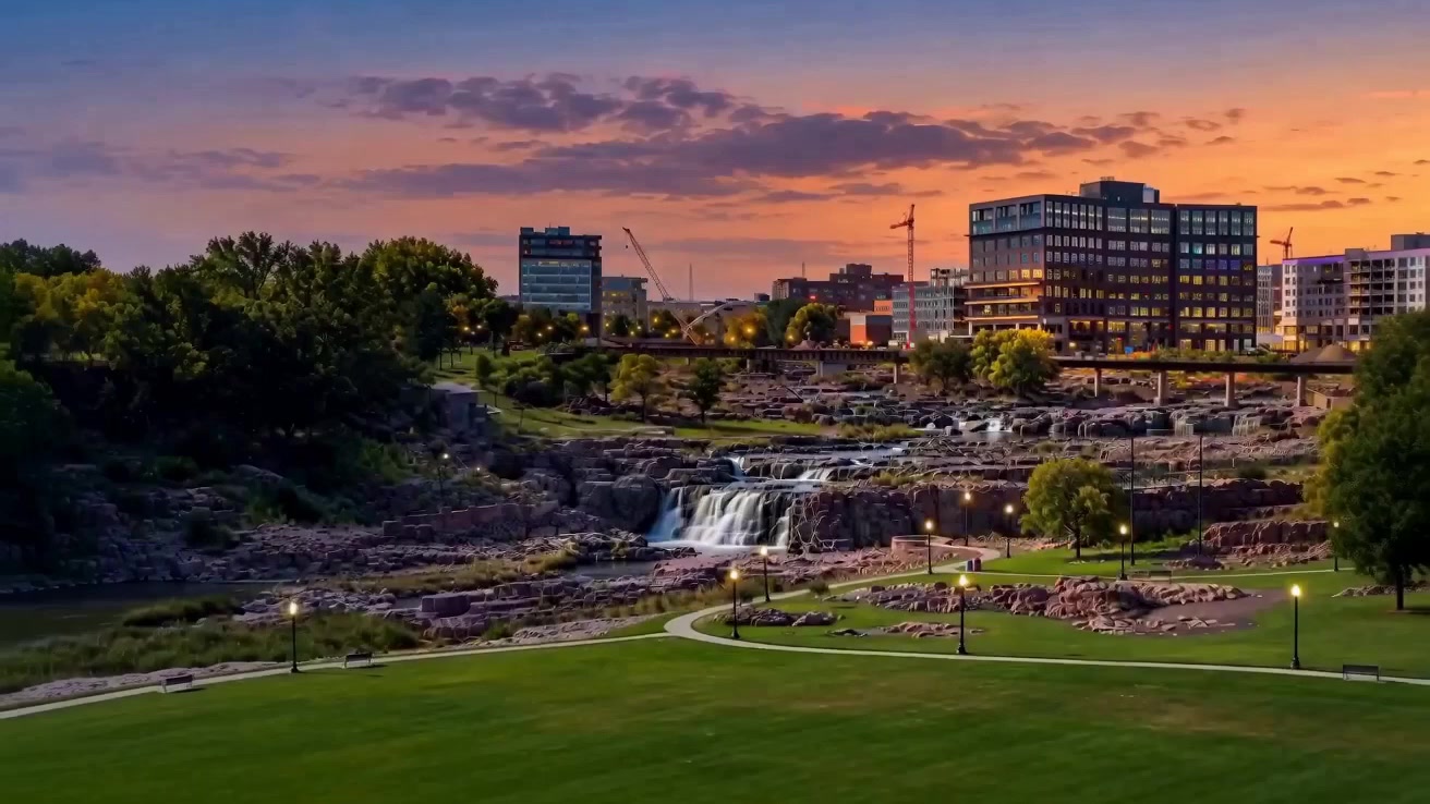Falls Park and downtown Sioux Falls at dusk